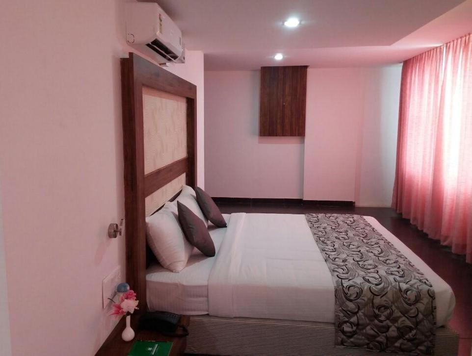 The Garden Asia Resort Kumbalgod Exterior photo